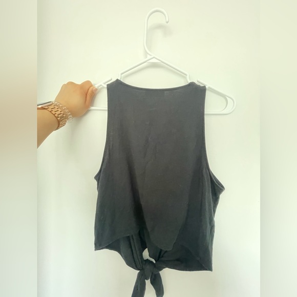 Aritzia cropped tie front tank - Picture 3 of 5
